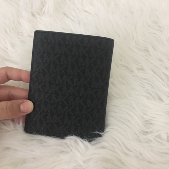 Michael Kors Bags New Michael Kors Passport Wallet Poshmark